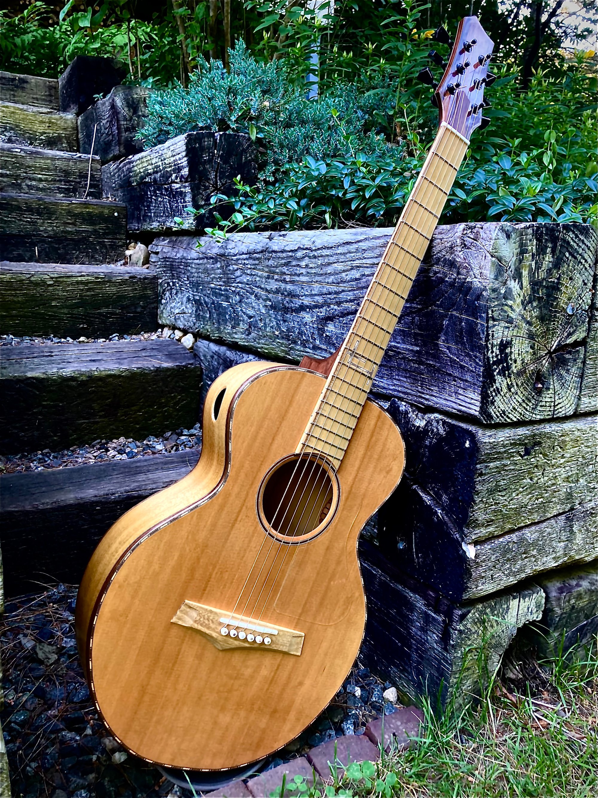 No. 028 Ted's Guitar, view 3