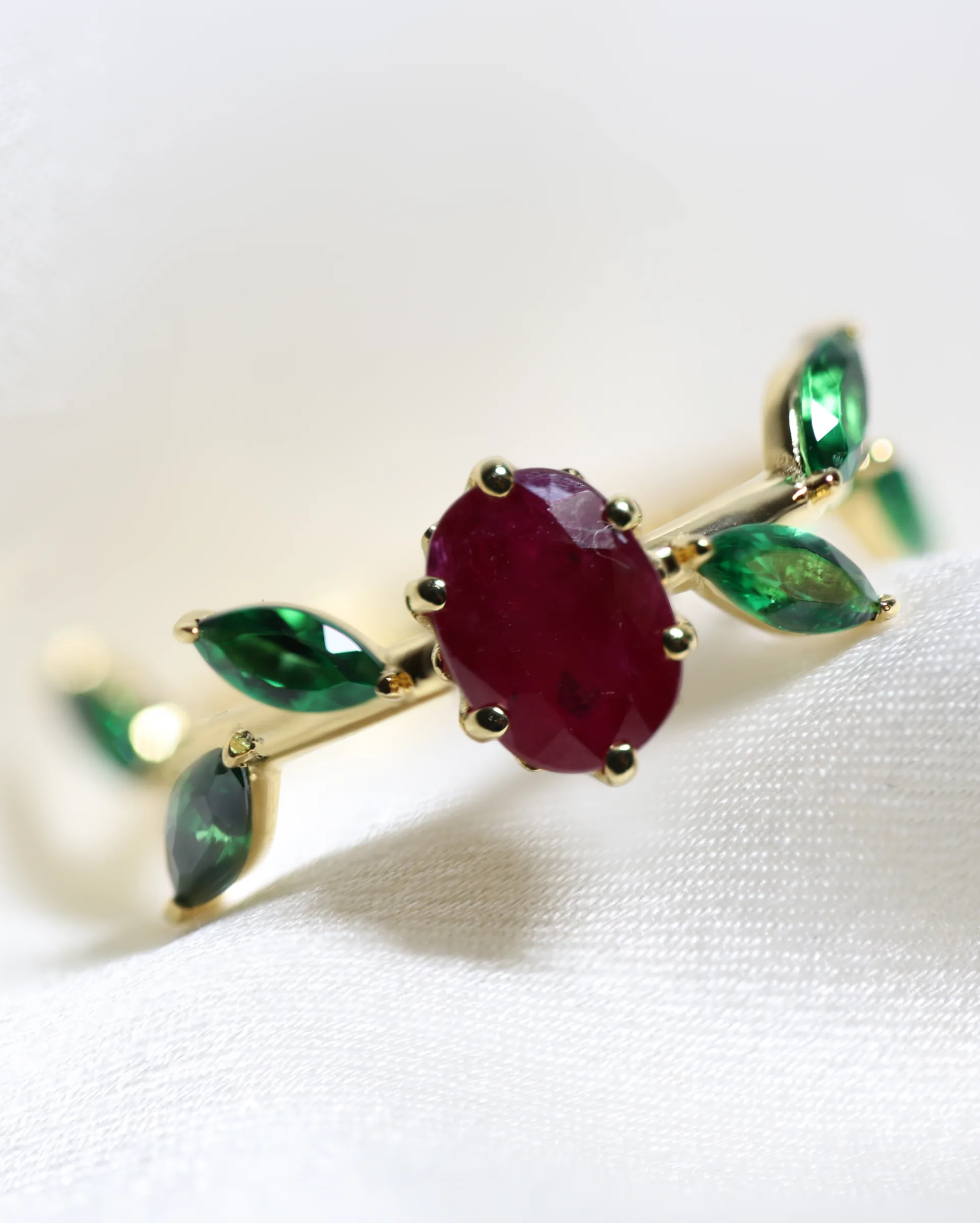 piece ruby emerald ring 6