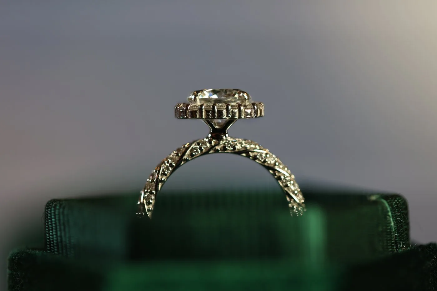 piece square cut diamond 4